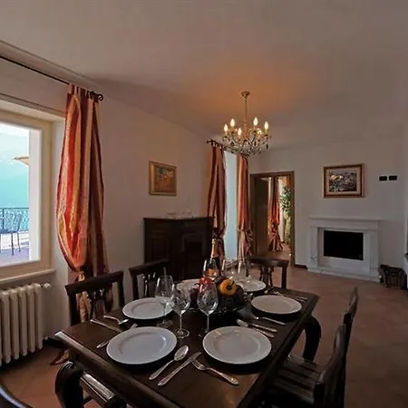 Terrazza Elegante Appartement *
